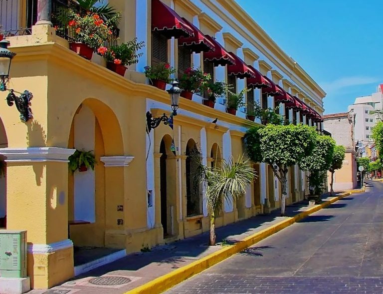 chicas para chatear Mazatlán