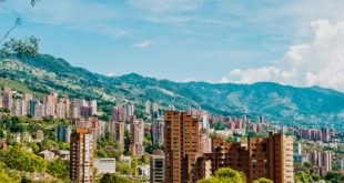 chicas para chatear Medellín